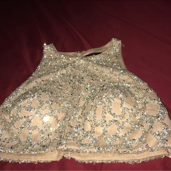 Elegant Beaded Gown with Floral Skirt - Picture 6 of 6